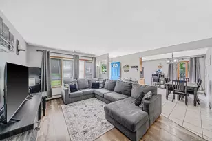 43 Wavecrest Dr, Mastic Beach, NY 11951 - Photo 6