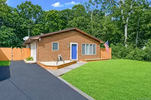 43 Wavecrest Dr, Mastic Beach, NY 11951 - Photo 2