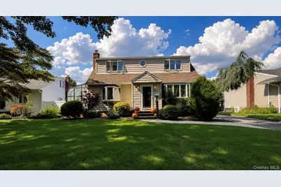 3995 New Road, Seaford, NY 11783 - Photo 2