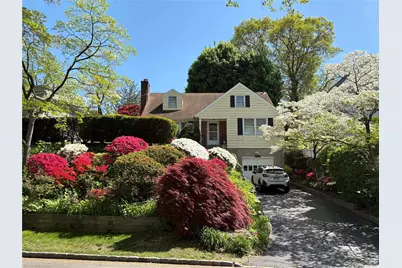 93 Avenue C, Port Washington, NY 11050 - Photo 1