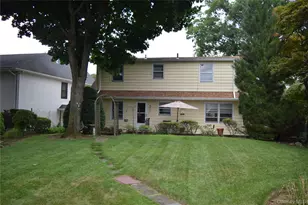 93 Avenue C, Port Washington, NY 11050 - Photo 4