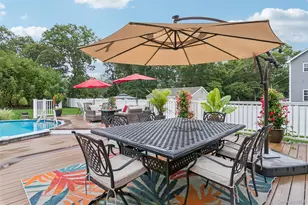 406 Carnation Dr, Shirley, NY 11967 - Photo 36