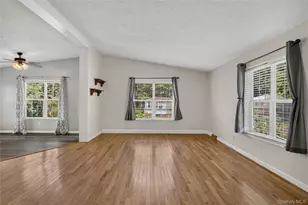 43 Palm Dr, Bloomingburg, NY 12721 - Photo 8