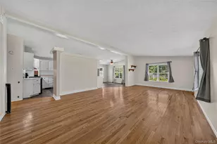 43 Palm Dr, Bloomingburg, NY 12721 - Photo 6