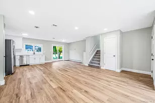 87 Sequoia Dr, Coram, NY 11727 - Photo 8
