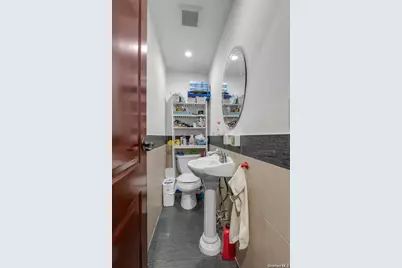 6906 Fresh Meadow Lane, Fresh Meadows, NY 11365 - Photo 8