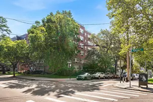 87-15 165th St, Jamaica, NY 11432 - Photo 2