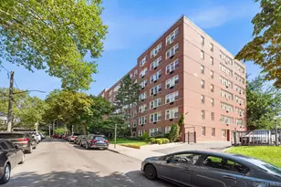 87-15 165th St, Jamaica, NY 11432 - Photo 1