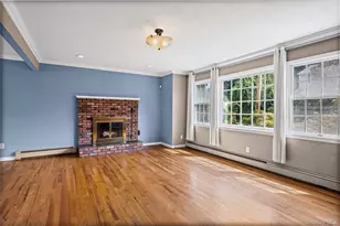 17 Sea Ridge Ct, Huntington, NY 11743 - Photo 4