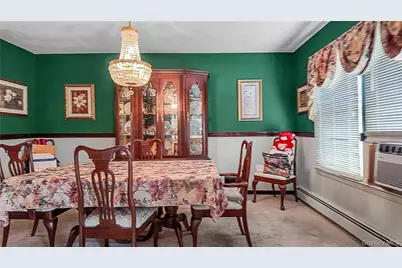 11 Shade Tree Lane, Patchogue, NY 11772 - Photo 8