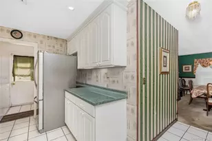 11 Shade Tree Ln, Patchogue, NY 11772 - Photo 14