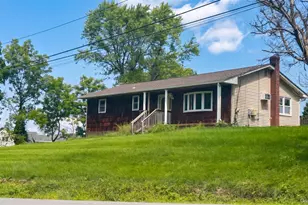 53 W Ridge Rd, Warwick, NY 10990 - Photo 2