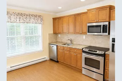 463 B Oldham Court, Ridge, NY 11961 - Photo 8