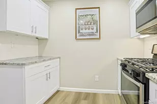 195 Treetop Cir, Nanuet, NY 10954 - Photo 8