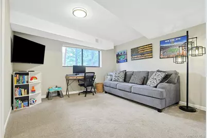 195 Treetop Circle, Nanuet, NY 10954 - Photo 28