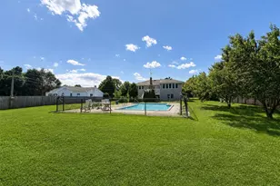 5 Cherrywood Dr, East Northport, NY 11731 - Photo 24