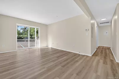 10-12 Chestnut Street #A202, Suffern, NY 10901 - Photo 10