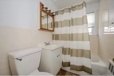 364 E Broadway #middle, Long Beach, NY 11561 - Photo 12