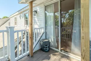 9 Robert Rd, Glen Cove, NY 11542 - Photo 32