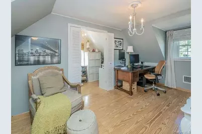 9 Robert Road, Glen Cove, NY 11542 - Photo 26