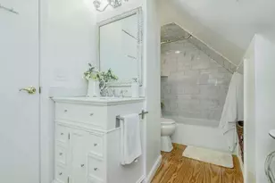 9 Robert Rd, Glen Cove, NY 11542 - Photo 24