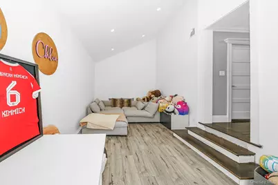 20 Mc Cue Lane, Babylon, NY 11702 - Photo 16