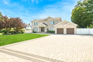 20 Mc Cue Ln, Babylon, NY 11702 - Photo 2