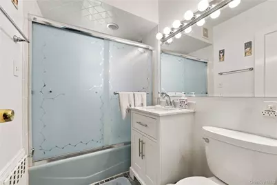 4850 188th Street, Fresh Meadows, NY 11365 - Photo 14