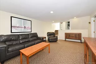 70 Glenwood Rd, Plainview, NY 11803 - Photo 24