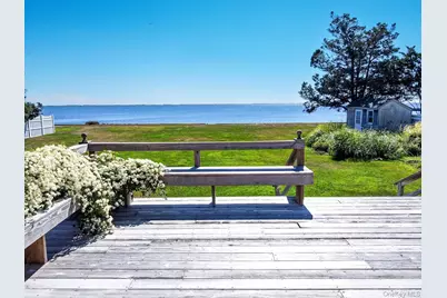 8 Bay Road, Patchogue, NY 11772 - Photo 6