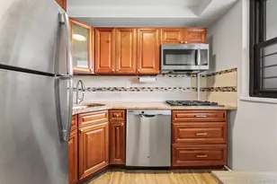 61-25 98th St, Rego Park, NY 11374 - Photo 4
