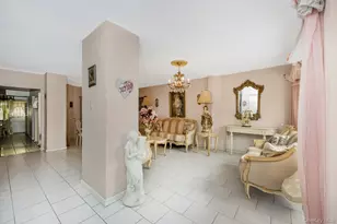 69-11 62nd Dr, Middle Village, NY 11379 - Photo 4