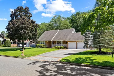 9 Charlemagne Drive, Nesconset, NY 11767 - Photo 2