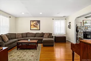 9 Charlemagne Dr, Nesconset, NY 11767 - Photo 6