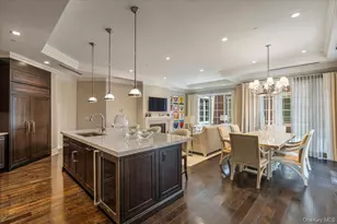 2000 Royal Ct, North Hills, NY 11040 - Photo 8