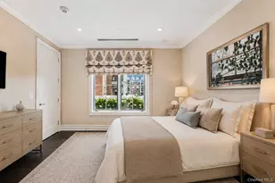 2000 Royal Ct, North Hills, NY 11040 - Photo 16
