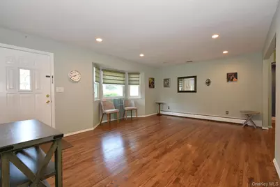 14 Milburn Road, South Setauket, NY 11720 - Photo 2