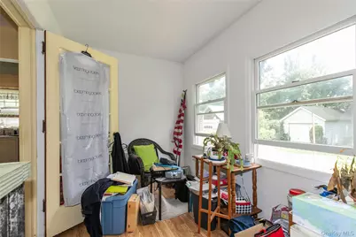 48 Saint Marks Place, Roslyn Heights, NY 11577 - Photo 10