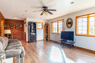 16 Roosevelt Blvd, Patchogue, NY 11772 - Photo 12