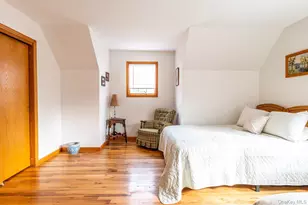 16 Roosevelt Blvd, Patchogue, NY 11772 - Photo 4