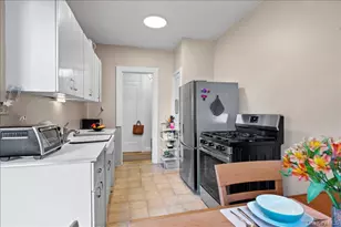 445 Gramatan Ave, Mount Vernon, NY 10552 - Photo 12