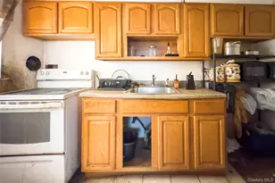 58 Palmer Rd, Yonkers, NY 10701 - Photo 24