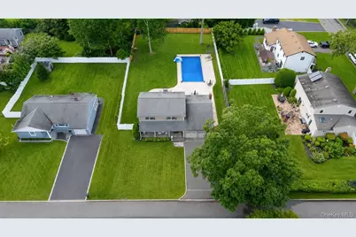 282 6th Avenue, Saint James, NY 11780 - Photo 48
