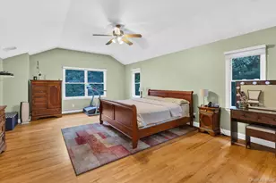 25 Pashen Pl, Dix Hills, NY 11746 - Photo 12