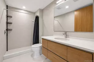 131-11 Fowler Ave, Flushing, NY 11355 - Photo 16
