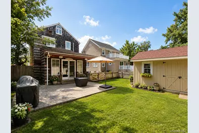 1055 Stanton Avenue, Woodmere, NY 11598 - Photo 18