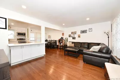 95 Jenkins Avenue, North Babylon, NY 11703 - Photo 8
