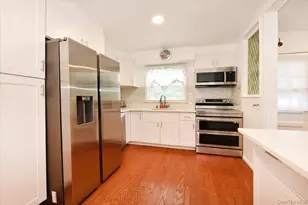 95 Jenkins Ave, North Babylon, NY 11703 - Photo 14