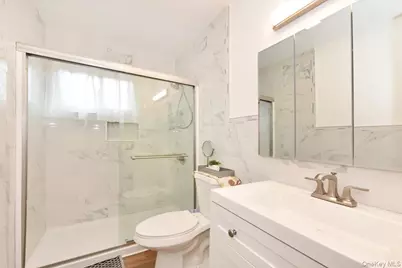 95 Jenkins Avenue, North Babylon, NY 11703 - Photo 20
