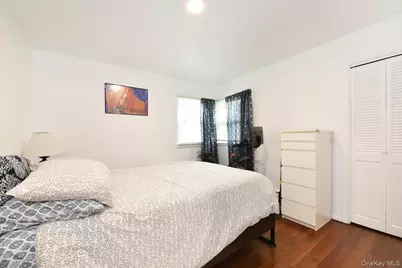 95 Jenkins Avenue, North Babylon, NY 11703 - Photo 18